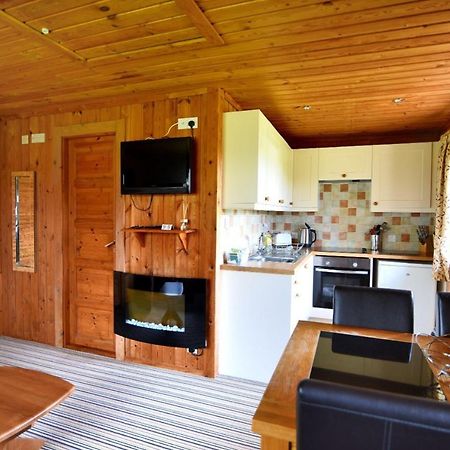 Villa 10 Pinewood Retreat Lyme Regis Esterno foto