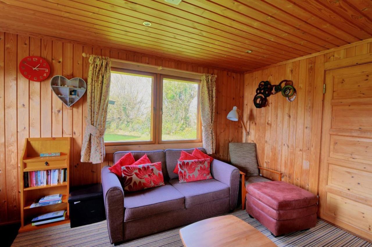 Villa 10 Pinewood Retreat Lyme Regis Esterno foto