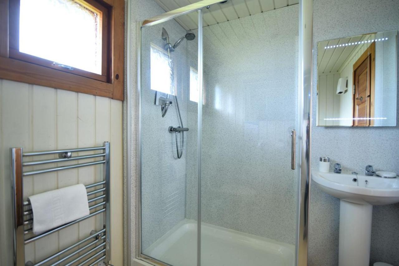 Villa 10 Pinewood Retreat Lyme Regis Esterno foto