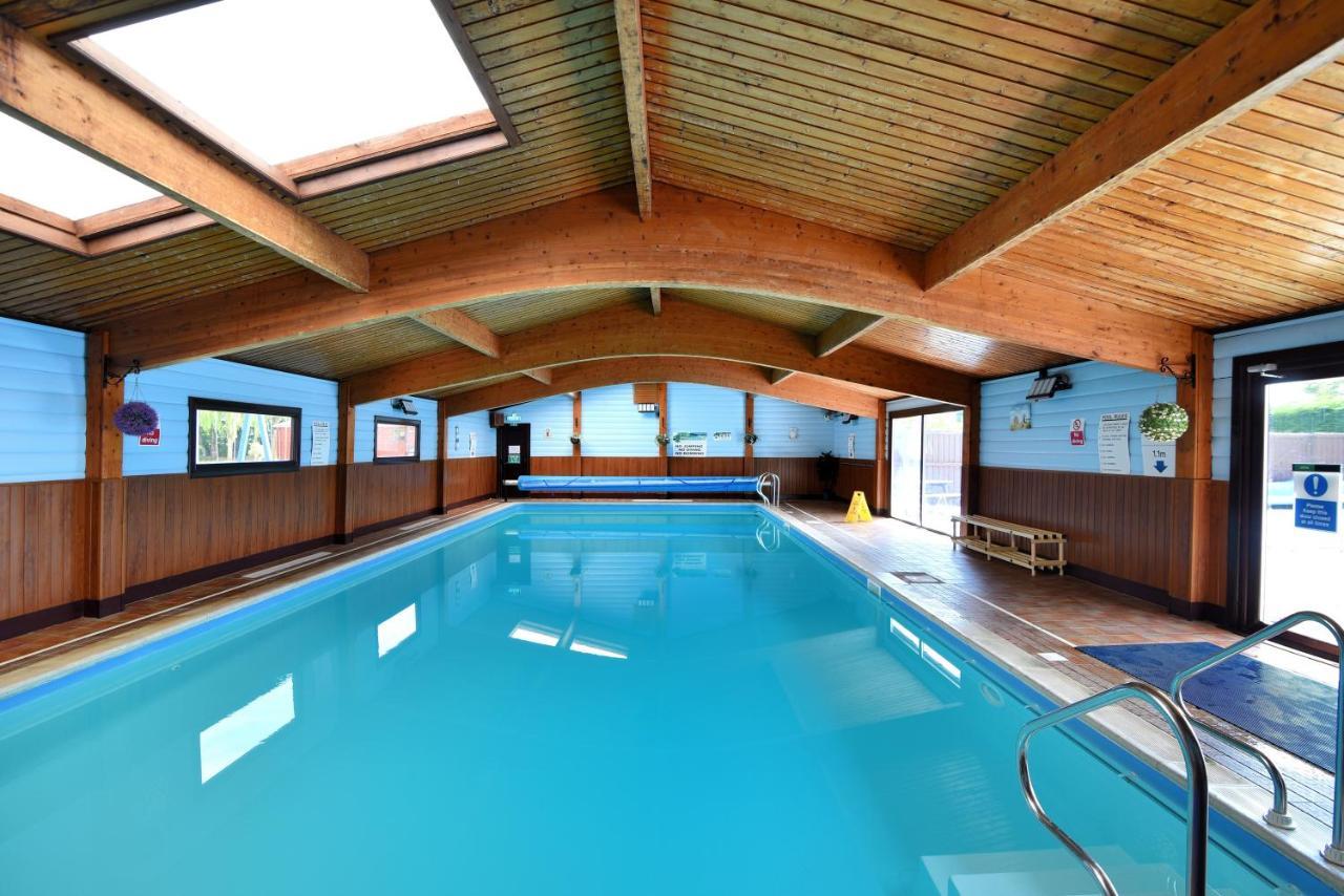 Villa 10 Pinewood Retreat Lyme Regis Esterno foto
